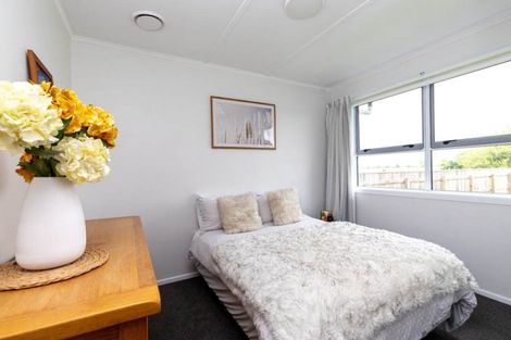 Photo of property in 71 Pipiroa Road, Ngatea, 3503