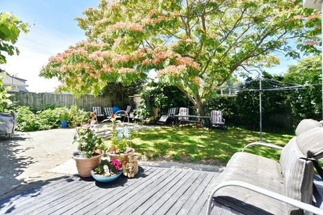 Photo of property in 28 Cowes Street, Avondale, Christchurch, 8061