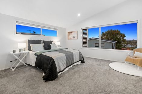 Photo of property in 1/18 Ridge Road, Waiake, Auckland, 0630