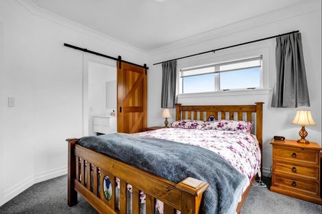 Photo of property in 297 Radnor Road, Midhirst, Stratford, 4394