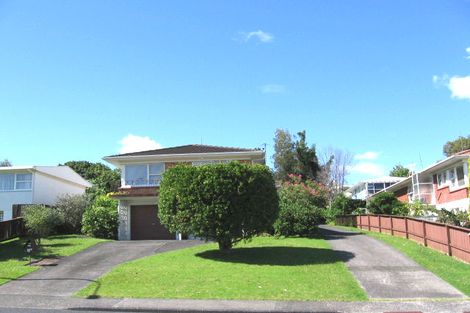 Photo of property in 2/30 Eban Avenue, Hillcrest, Auckland, 0627