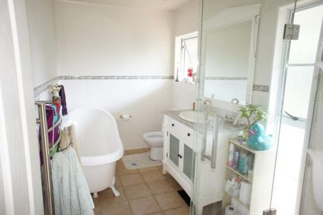 Photo of property in 355 Bawden Road, Dairy Flat, Albany, 0792