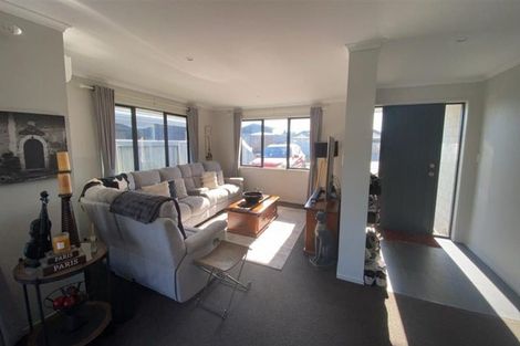 Photo of property in 9 Cupples Street, Papamoa Beach, Papamoa, 3118