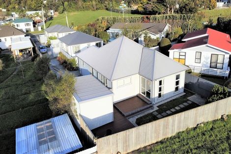 Photo of property in 3c Moohan Street, Wainuiomata, Lower Hutt, 5014