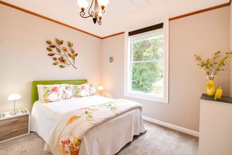 Photo of property in 27 Main Street, Hospital Hill, Napier, 4110