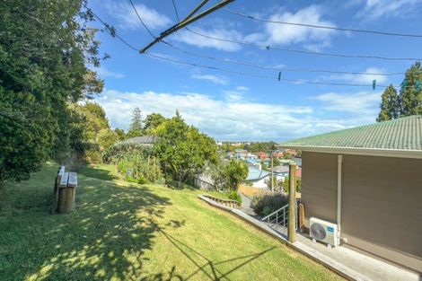 Photo of property in 110 Brunton Crescent, Thames, 3500