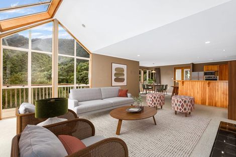 Photo of property in 19 Marama Terrace, Eastbourne, Lower Hutt, 5013