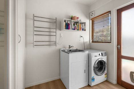 Photo of property in 35a Lucknow Road, Havelock North, 4130