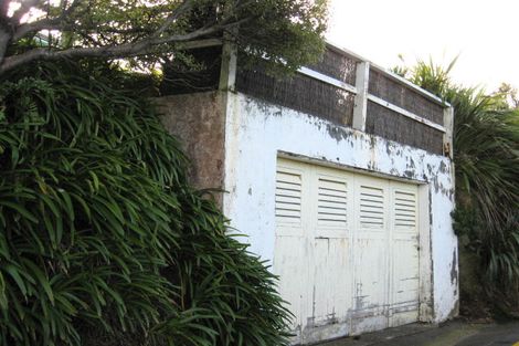 Photo of property in 4 Hadfield Terrace, Kelburn, Wellington, 6012