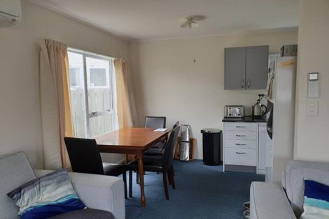 Photo of property in 33 Guadeloupe Crescent, Grenada Village, Wellington, 6037