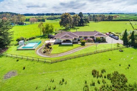 Photo of property in 528 Stoney Creek Road, Kelvin Grove, Palmerston North, 4470