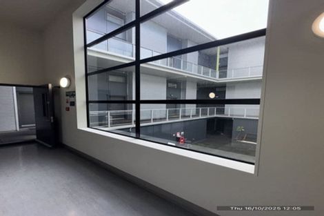 Photo of property in Urbane Apartments, 32/29 Webb Street, Mount Cook, Wellington, 6011