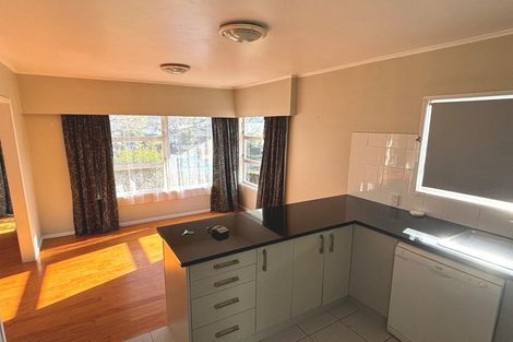 Photo of property in 18 Wells Road, Bucklands Beach, Auckland, 2012