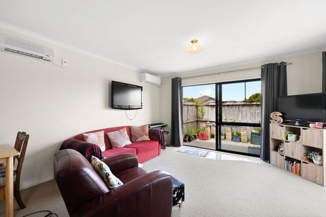 Photo of property in 4 Piwakawaka Court, Rototuna North, Hamilton, 3210