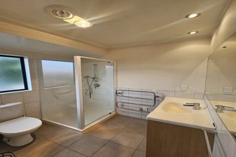 Photo of property in 2/7 Edendale Road, Somerville, Auckland, 2014