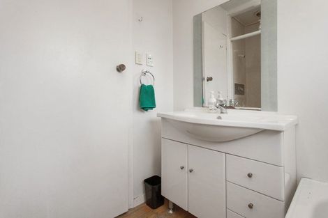 Photo of property in 6 Rathlin Street, Redwood, Christchurch, 8051