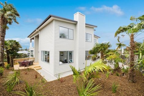 Photo of property in 19 Rangitoto Terrace, Milford, Auckland, 0620