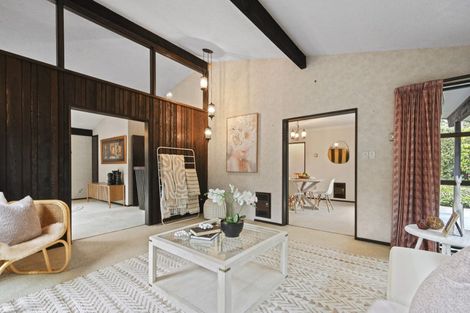 Photo of property in 18 Hawkswood Place, Avonhead, Christchurch, 8042