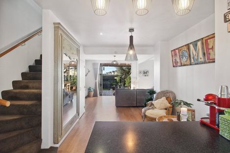 Photo of property in 24 Haven Drive, East Tamaki, Auckland, 2013