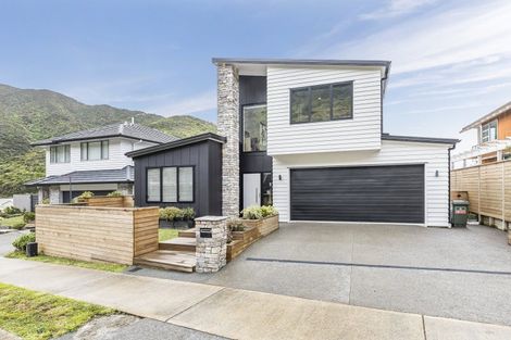 Photo of property in 9 Porokaiwhiri Street, Crofton Downs, Wellington, 6035