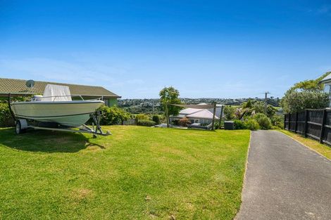 Photo of property in 6 Kauri Road, Stanmore Bay, Whangaparaoa, 0932
