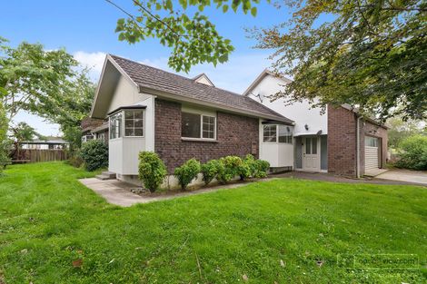 Photo of property in 10 Waitawa Place, Lynmore, Rotorua, 3010