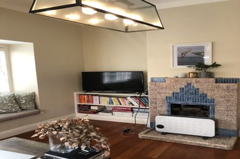 Photo of property in 7 Otahuri Crescent, Greenlane, Auckland, 1051