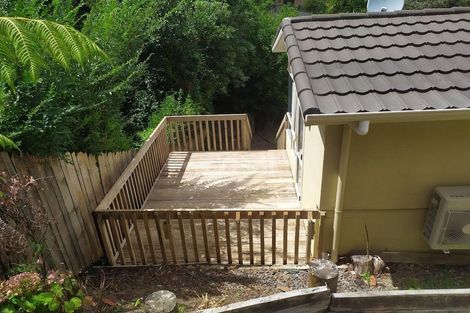 Photo of property in 9 Ryehill Close, New Lynn, Auckland, 0600