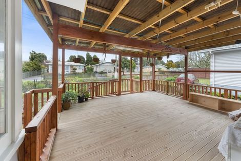 Photo of property in 5 Mcdivitt Street, Manurewa, Auckland, 2102