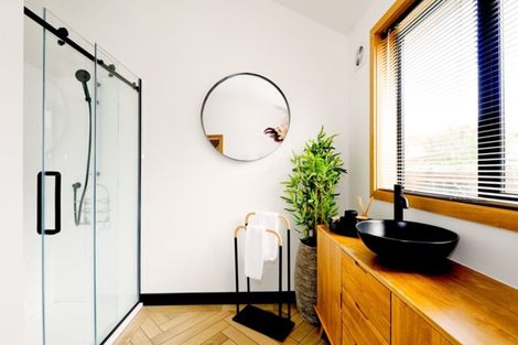 Photo of property in 92a Hargest Crescent, Saint Clair, Dunedin, 9012