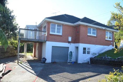 Photo of property in 5 Poto Road, Normandale, Lower Hutt, 5010