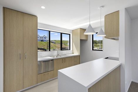 Photo of property in 36 Turtleback Avenue, Whitby, 5024