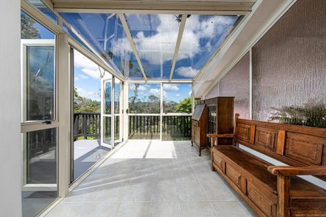 Photo of property in 81 Rangeview Road, Sunnyvale, Auckland, 0612