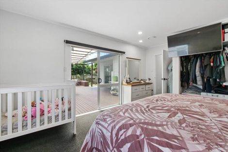 Photo of property in 12 Conifer Place, Te Puke, 3119