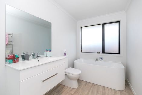 Photo of property in 9b Haultain Street, Kihikihi, Te Awamutu, 3800