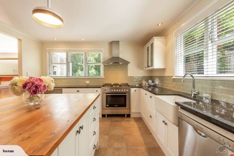 Photo of property in 114 Donald Street, Karori, Wellington, 6012