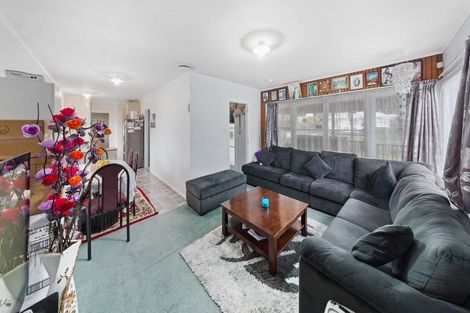 Photo of property in 5 Mcdivitt Street, Manurewa, Auckland, 2102