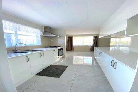 Photo of property in 1/20 Shalimar Place, Clover Park, Auckland, 2019