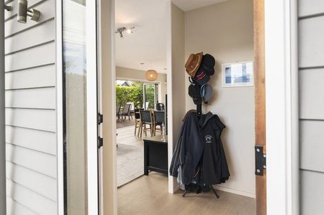 Photo of property in 2/47 Te Hatepe Avenue, Taupo, 3330