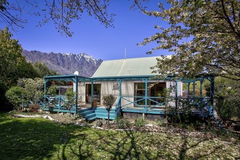 Photo of property in 14 Kawarau Place, Frankton, Queenstown, 9300