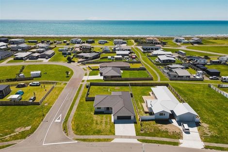 Photo of property in 21 Arakotipu Boulevard, Waiotahe, Opotiki, 3198