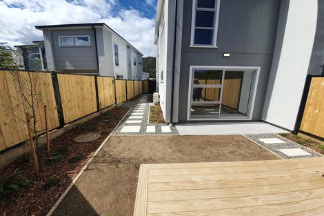 Photo of property in 19 Mcgrath Way, Taita, Lower Hutt, 5011