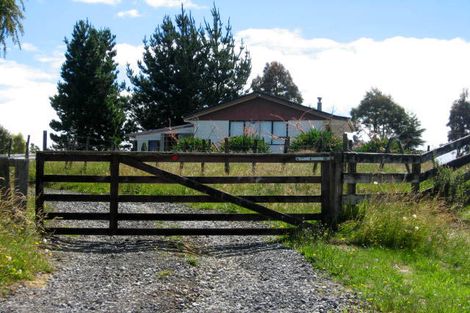 Photo of property in 20 Ameku Road, Raetihi, 4632