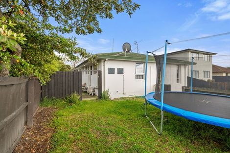 Photo of property in 1/53 Bassett Street, Burwood, Christchurch, 8083
