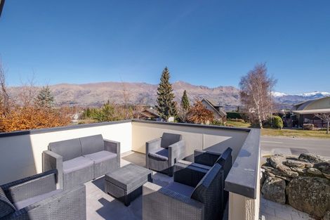 Photo of property in 60 Rata Street, Wanaka, 9305