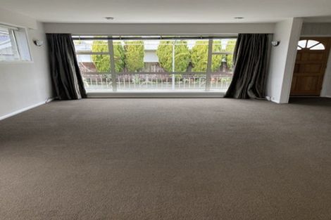 Photo of property in 5 Kathleen Crescent, Hornby, Christchurch, 8042
