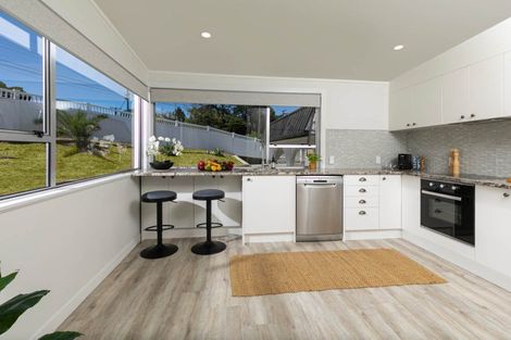 Photo of property in 826 Beach Road, Browns Bay, Auckland, 0630