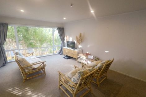 Photo of property in 12 Glen Alton Avenue, Paparangi, Wellington, 6037