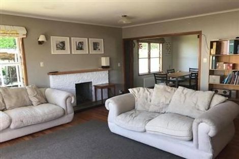 Photo of property in 13 Toenga Road, Pukerua Bay, 5026