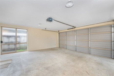 Photo of property in 6 Locksley Lane, Hamilton East, Hamilton, 3216